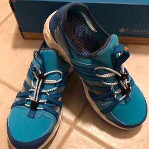 Columbia Vibrant Blue Outdoor Sneakers